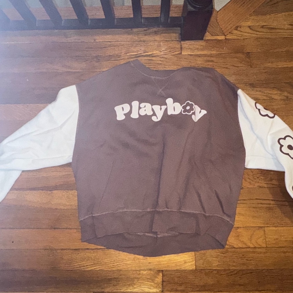 Playboy women’s crewnwck